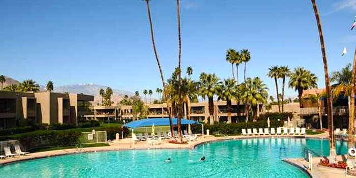 Shadow Mountain Resort Condo Community In Palm Desert Condos Town Homes For Sale Palm